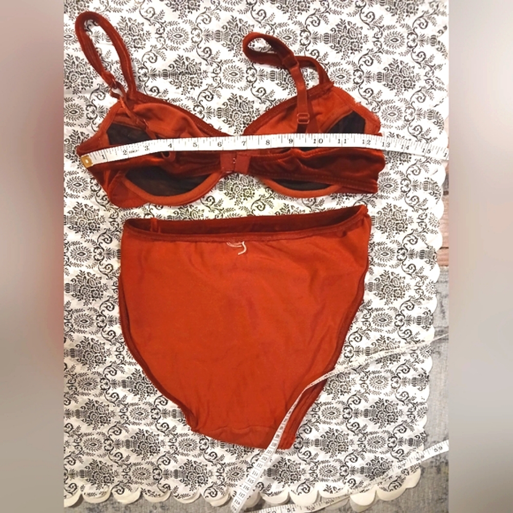Red Velvet bra & underwear -m - Picture 2 of 5